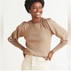 Evereve Leslie Lurex Puff Sleeve Metallic Knit Sweater in Camel Gold Size Small